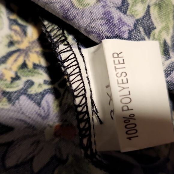 Plus size dress by Shein Curve - Picture 5 of 9